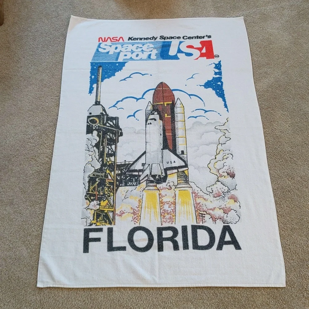 Vintage Early 80s NASA Kennedy Space Center Full Size Beach Towel